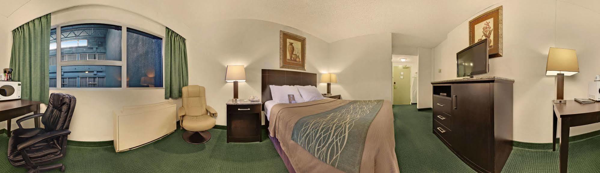 Comfort Inn & Suites Edmonton Buitenkant foto